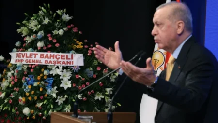Erdoğan: “AK Parti 24 yılda Türkiye’nin çehresini değiştirdi, terörsüz Türkiye hedefine yürüyoruz”